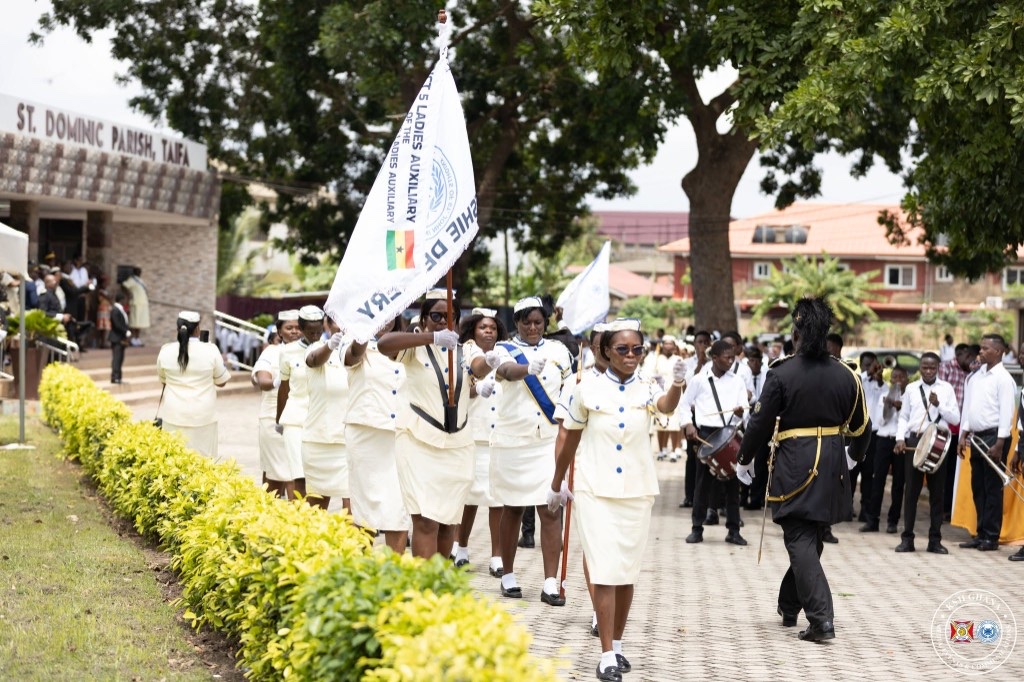 Ladies Auxiliary members in ceremonial march